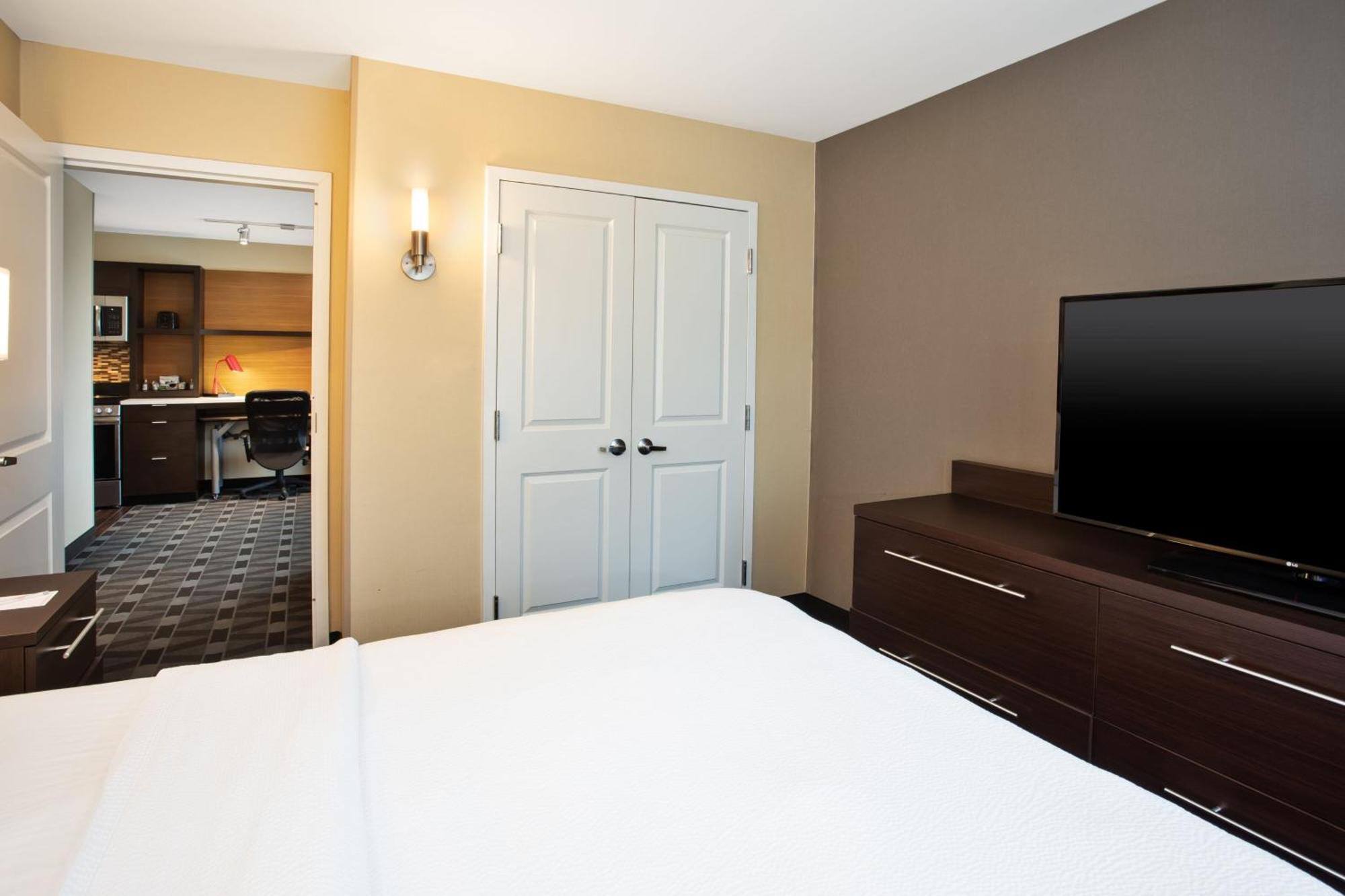 Towneplace Suites By Marriott Detroit Belleville Dış mekan fotoğraf