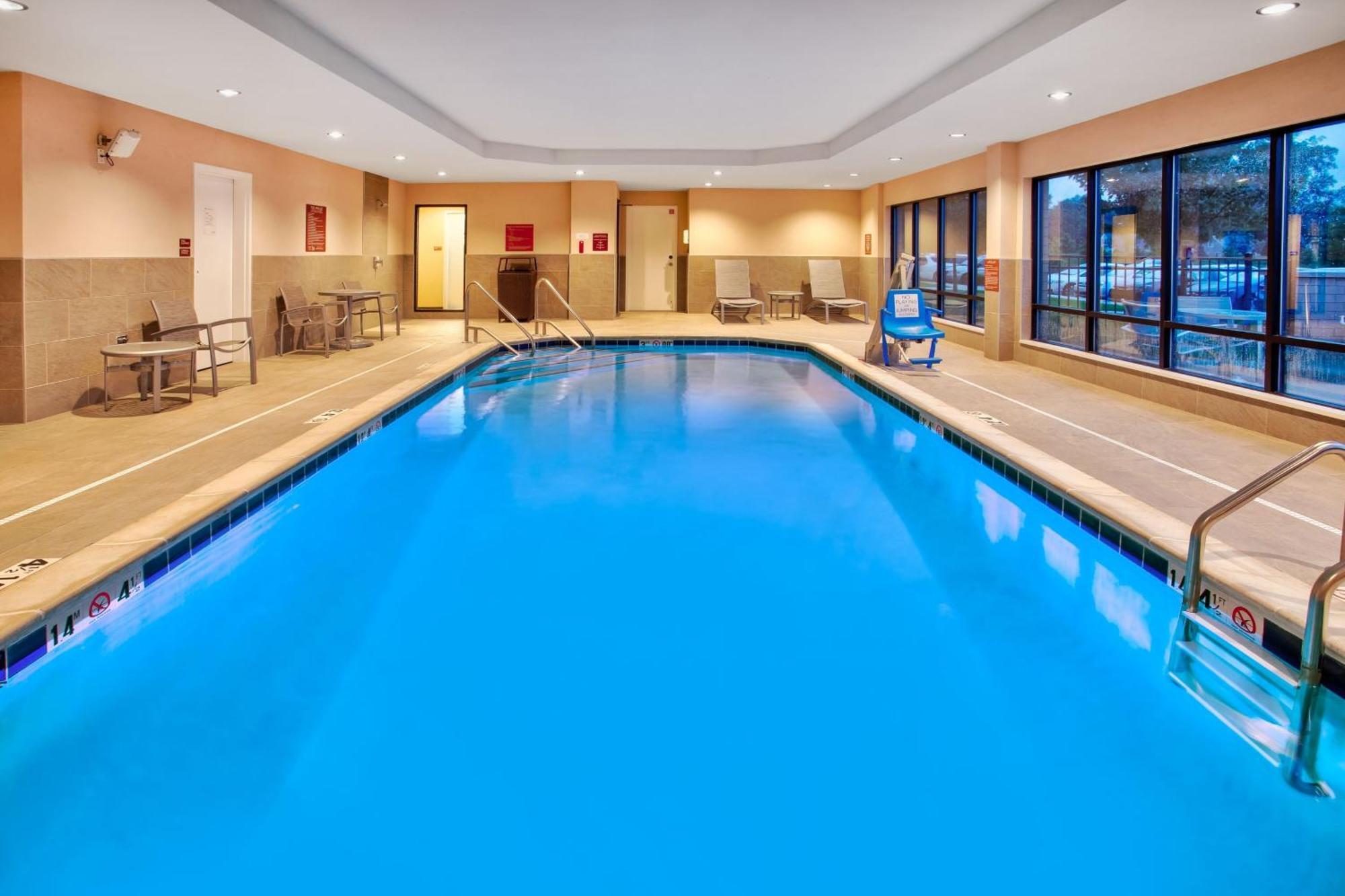 Towneplace Suites By Marriott Detroit Belleville Dış mekan fotoğraf