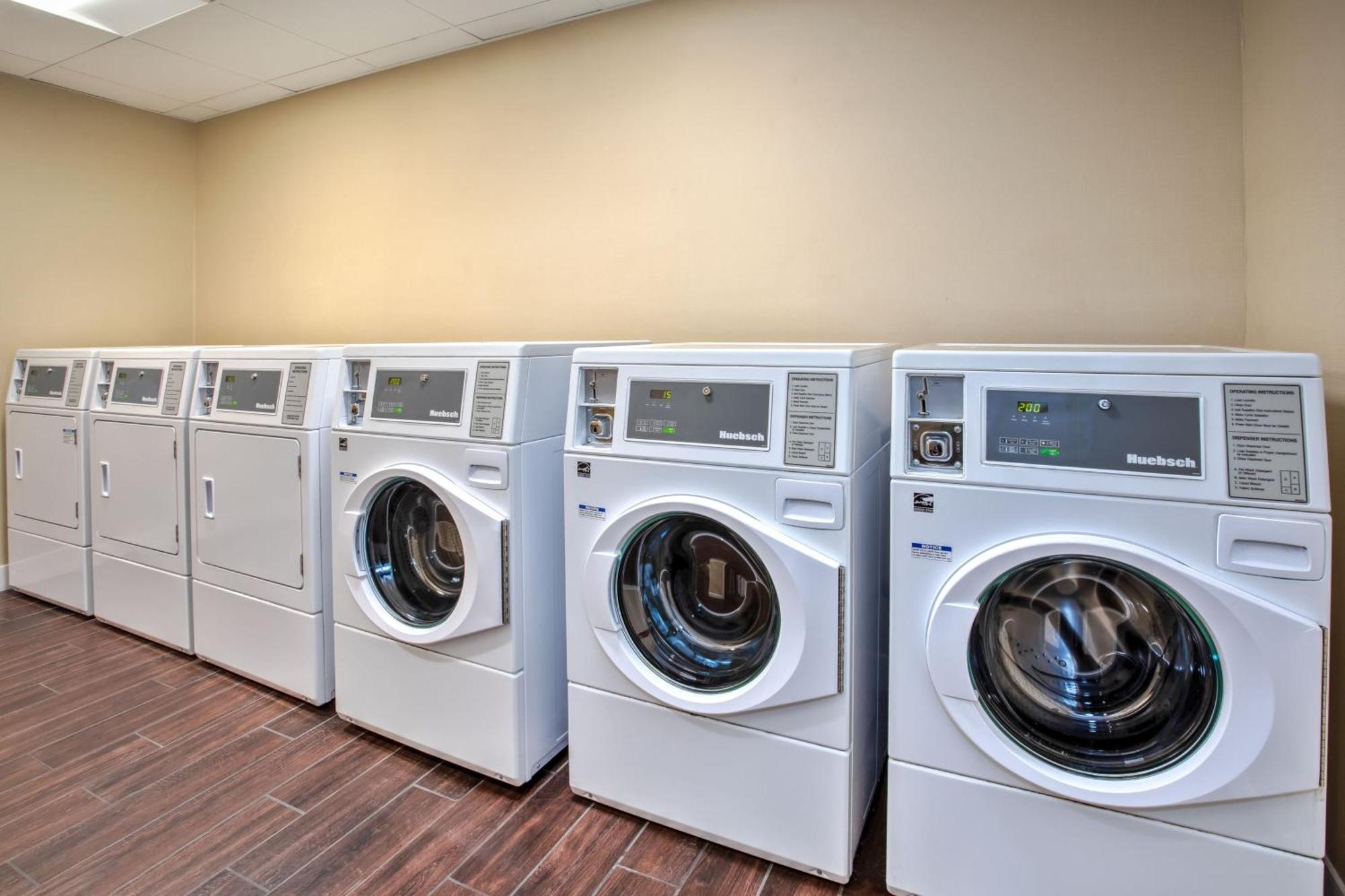 Towneplace Suites By Marriott Detroit Belleville Dış mekan fotoğraf
